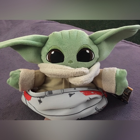 Grogu (Baby Yoda) Puppet Ball - Picture 1 of 5